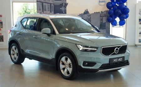В автосалонах Минска появился кроссовер Volvo XC40  