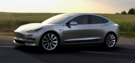 Для оптимизации производства электрокаров Tesla сократит персонал  