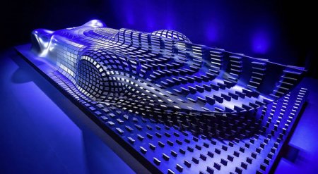 Mercedes-Benz готовится к презентации электрокара в стиле ретро  