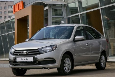 Белорусские автодилеры предлагают рестайлинговую LADA Granta  