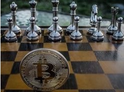 Цена биткоина снижается