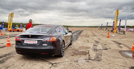 В Беларуси прошли соревнования по дрегрейсингу