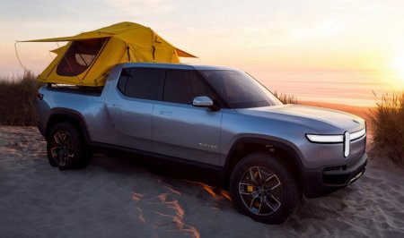 Rivian представила пикап на электротяге