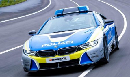 Автомобильная выставка в германском Эссене